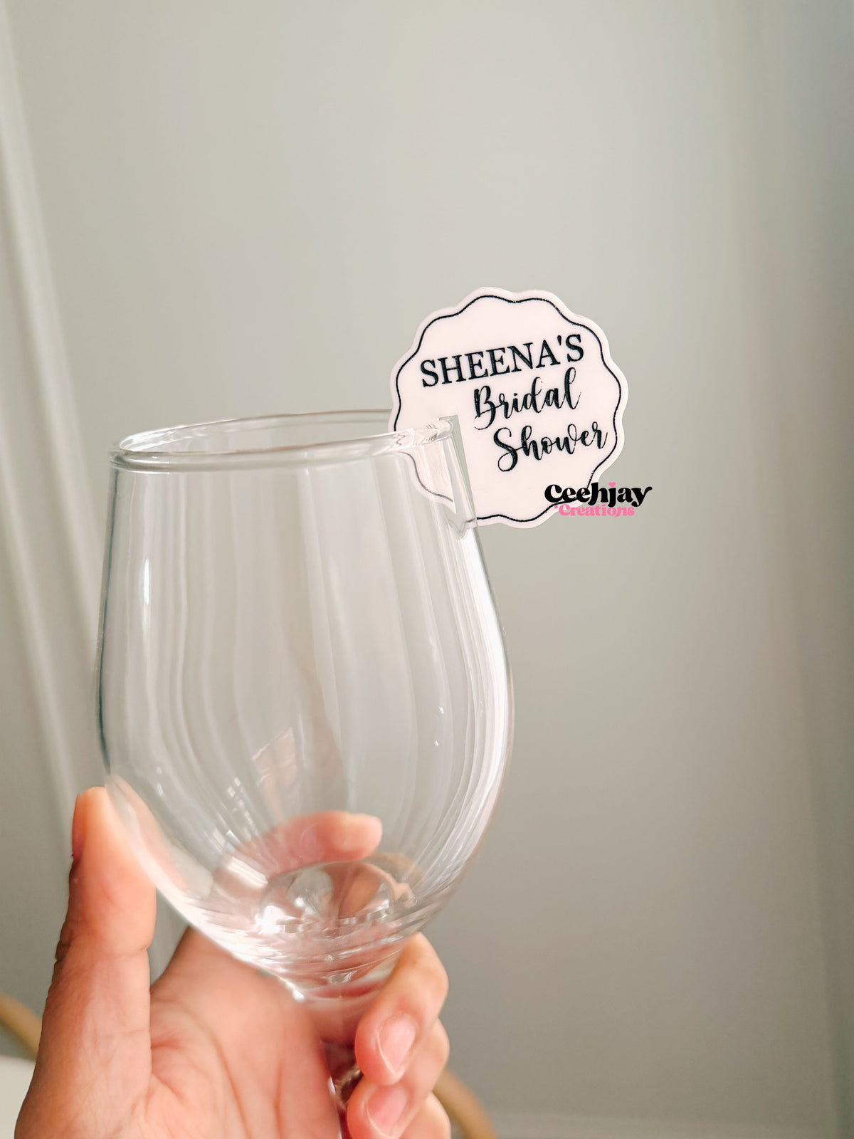 Drink Tags Wavy Border